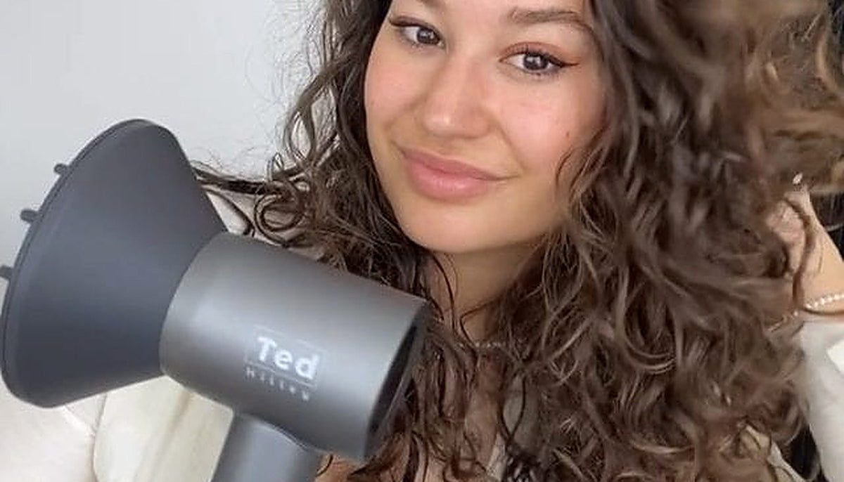 VelvetDry föhn met magnetische diffuser correct bevestigd